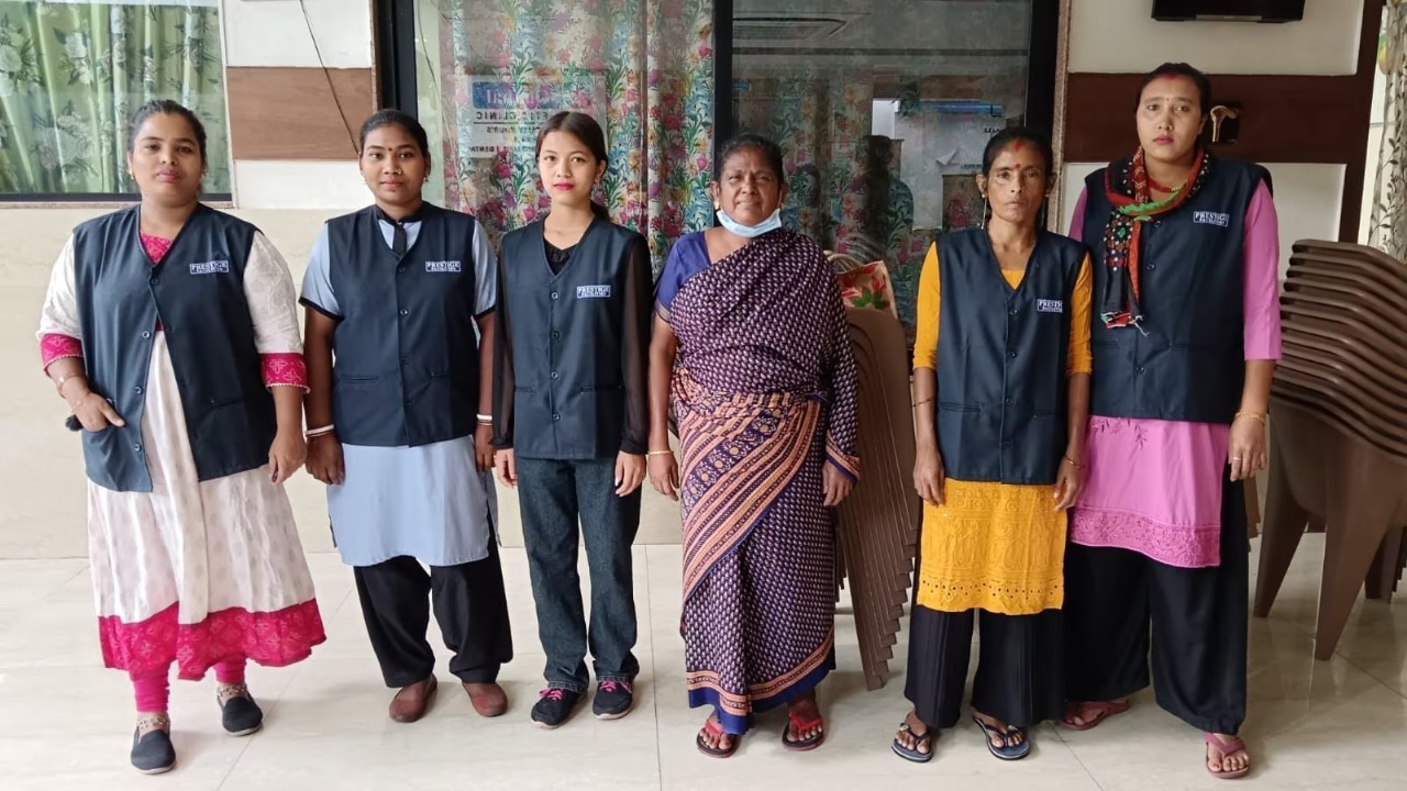 Professional housekeeping team in Chennai - Best housekeeping services